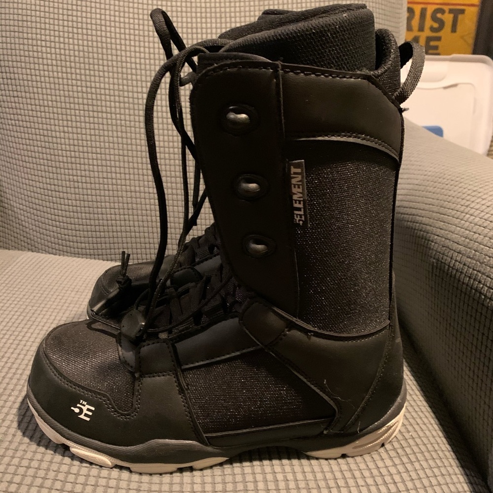 Element snowboard boots. New never worn